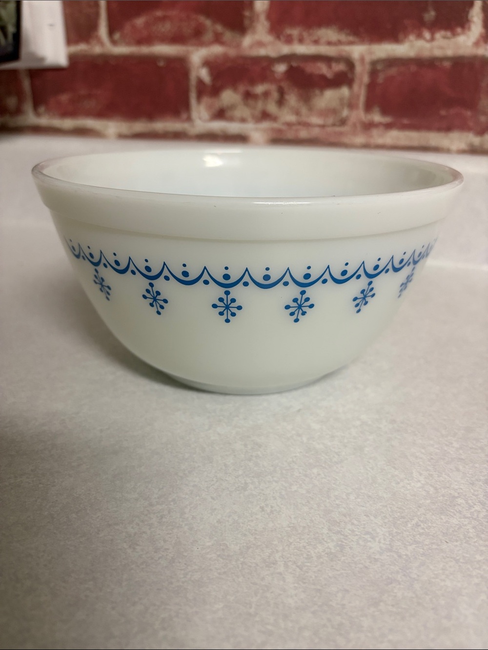 Pyrex snowflake garland 402